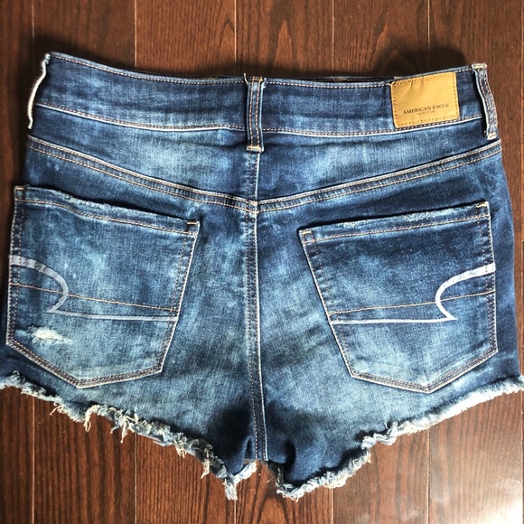 American Eagle Outfitters Ripped Jeans Shorts! - Picture 2 of 3